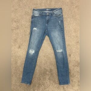 Old Navy Rockstar Superskinny Ripped Jeans